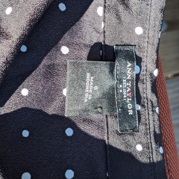 Ann Taylor Black and White Polkadot Button Up Blouse - Picture 3 of 7